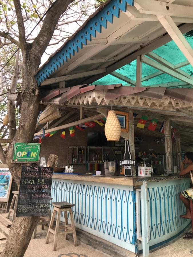 The Exile Sunset Bar & Bungalow Gili Trawangan Luaran gambar