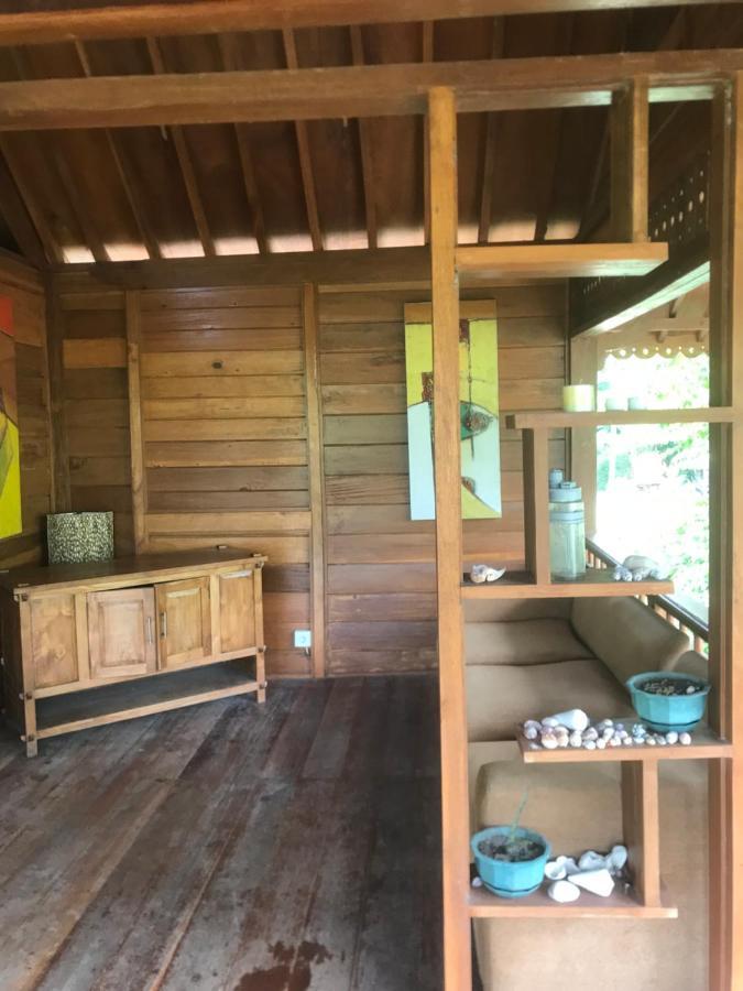 The Exile Sunset Bar & Bungalow Gili Trawangan Luaran gambar