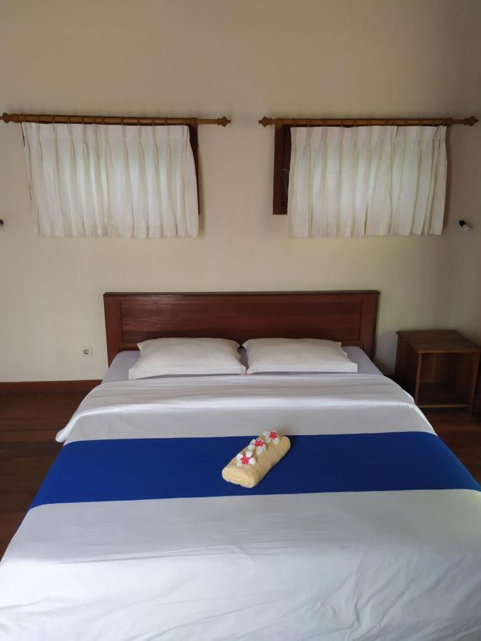 The Exile Sunset Bar & Bungalow Gili Trawangan Luaran gambar